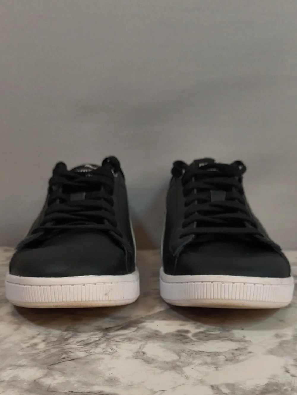 Puma Women's Vikky V2 Low Top Black/Silver Sneakers Size 8.5